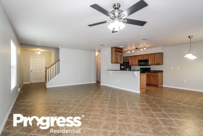 Building Photo - 7850 Carriage Pointe Dr