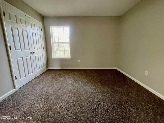 Foto del edificio - 6800 Crawford Crossing Pl