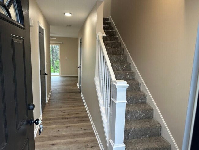 Building Photo - Woodland Pointe