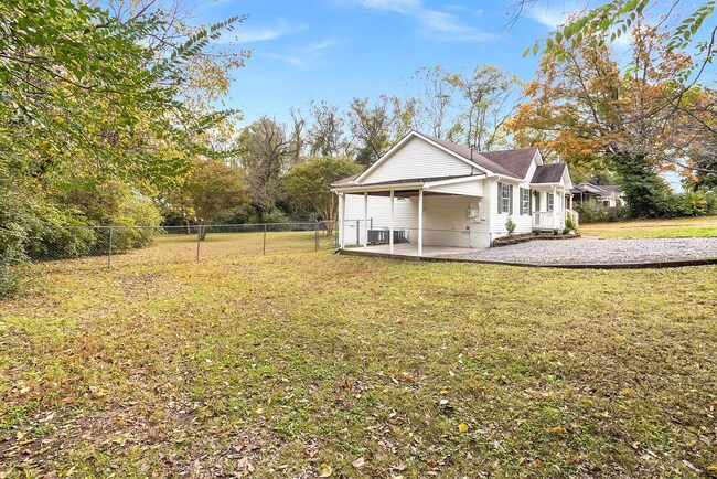 Foto del edificio - 100 Sadler Ct