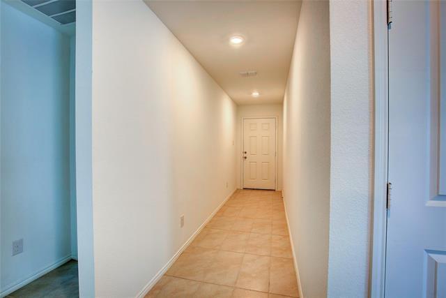 Building Photo - 2525 Eden Crk Dr