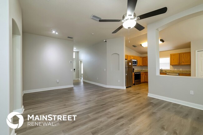 Building Photo - 319 Erie Ct