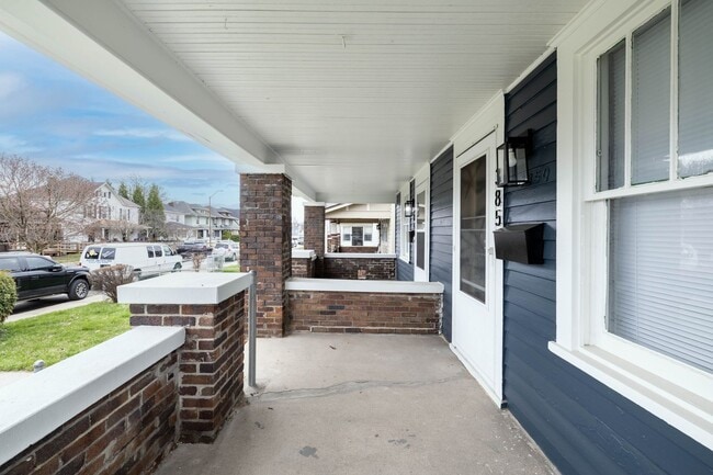 Photo - 3848-50 North Capitol Avenue Apartment