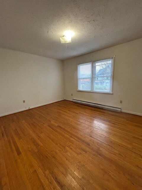 Building Photo - Free Application Fee — Refunded Upon Approval Through August 31! Townhome in Front Royal, Coming ...