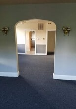 3213 Dorchester Rd