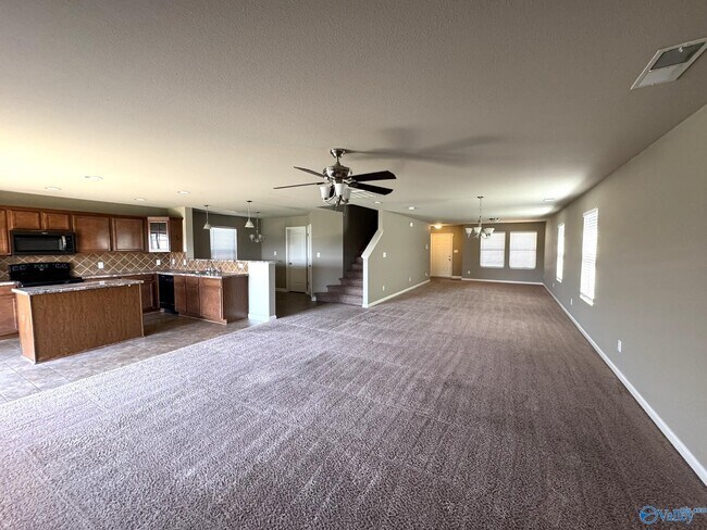 Foto del edificio - 114 Pitts Griffin Drive