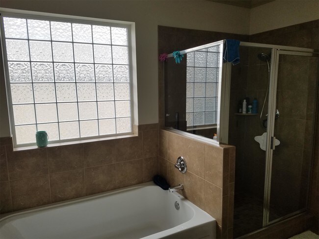 Building Photo - 3632 Azalea Ct