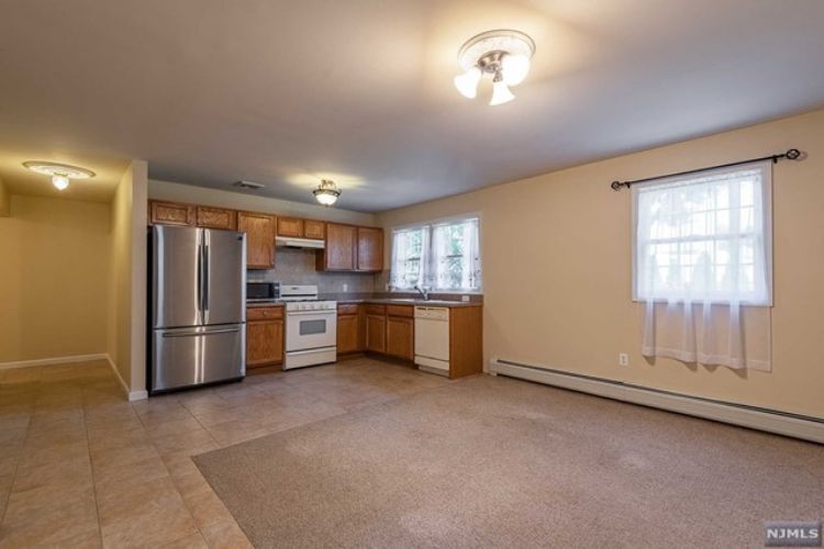 Foto principal - 126 Prospect St