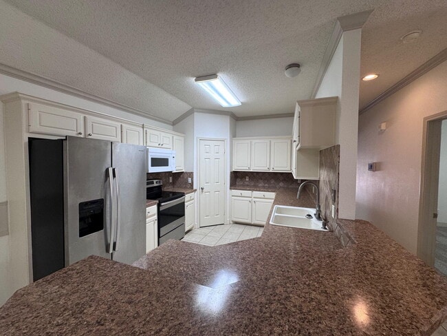 Building Photo - 3518 104th St