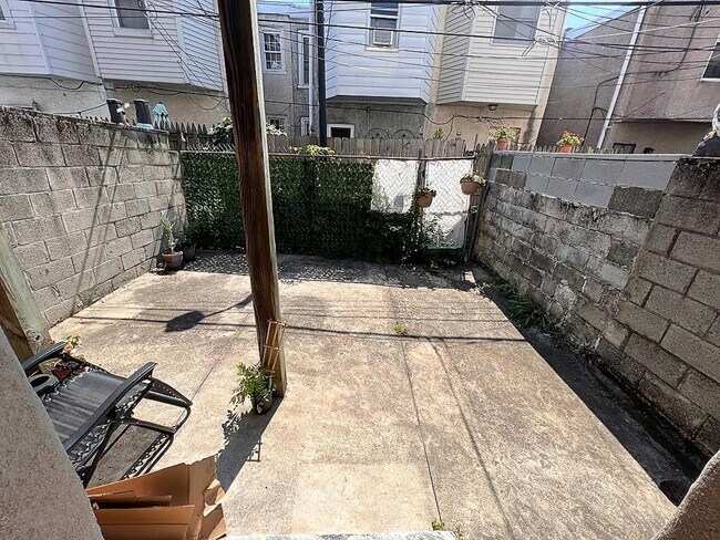 Foto del edificio - 845 N 26th St