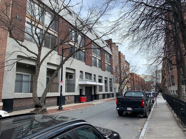 Foto del edificio - 37 Symphony Rd