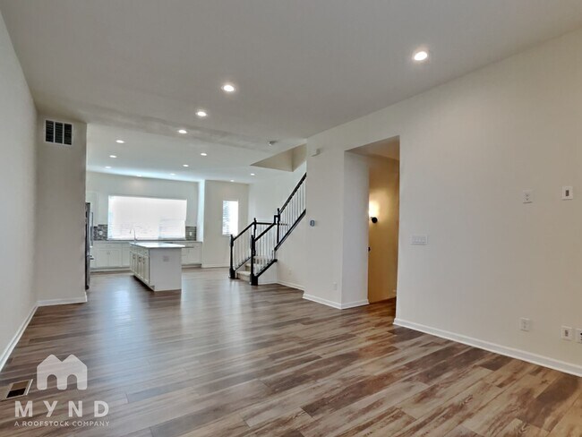 Foto del edificio - 5094 Ward Rd