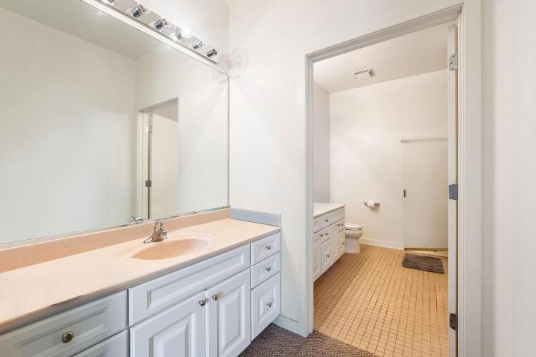 Foto principal - 1619 N Clybourn Ave