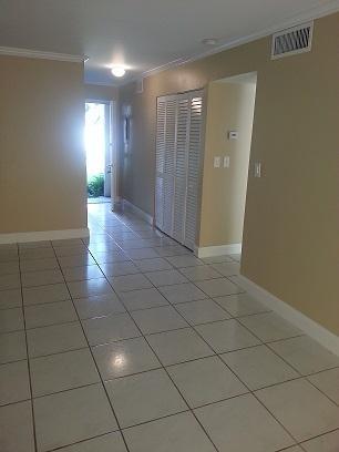 Foto del edificio - 6060 Forest Hill Blvd