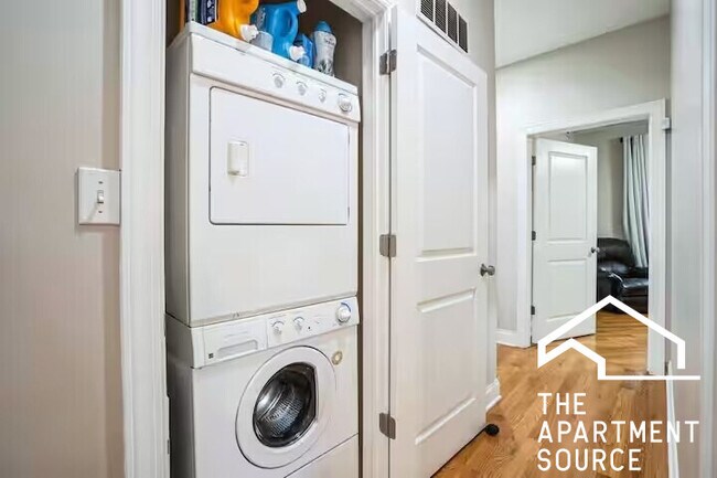 Foto del edificio - 3935 S Wells St