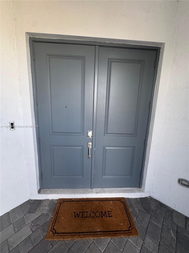 Foto del edificio - 4481 SW 173rd Ave