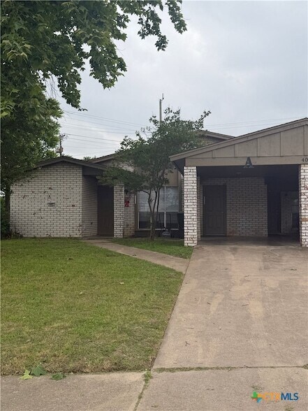 Foto del edificio - 402 Skyline Ave