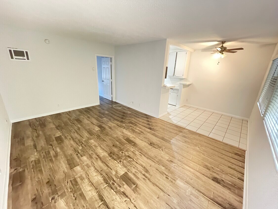 3771 Jasmine Ave Unit 4, Los Angeles, CA 90034 Apartments in Los