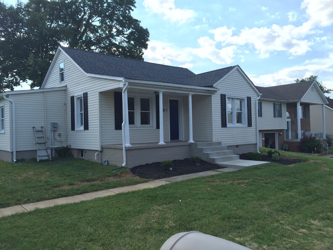 1107 Ewell St, Front Royal, VA 22630 House Rental in Front Royal, VA