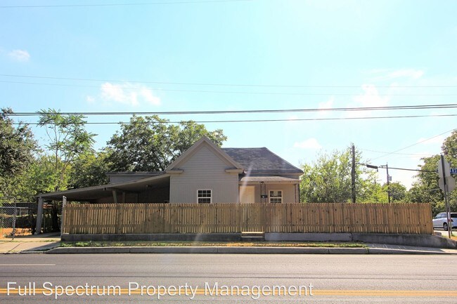 Foto del edificio - 2 br, 1 bath House - 828 S Walters