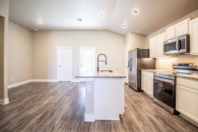 Foto del edificio - Beautiful 3 Bedroom 2 Bath house in Cooper...