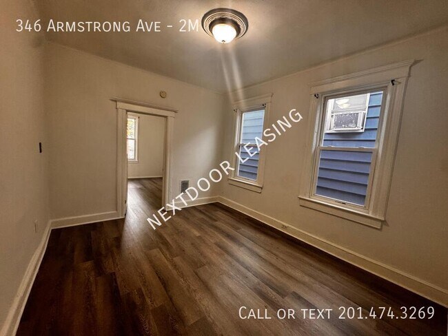 Building Photo - 346 Armstrong Ave