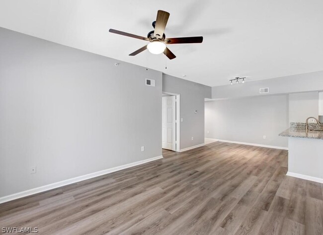Building Photo - 1835 Florida Club Cir
