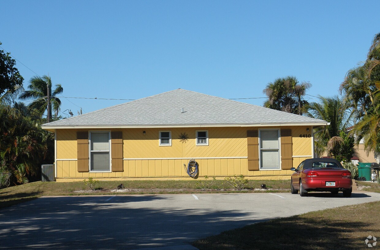 Foto del edificio - 4410 Outer Dr