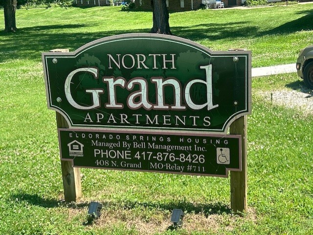 Building Photo - North Grand Apartments