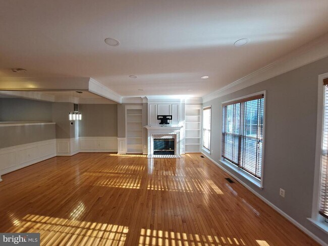 Foto del edificio - 7738 Heritage Woods Way