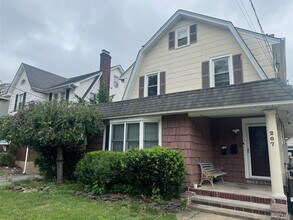 Building Photo - 267 Plainfield Ave