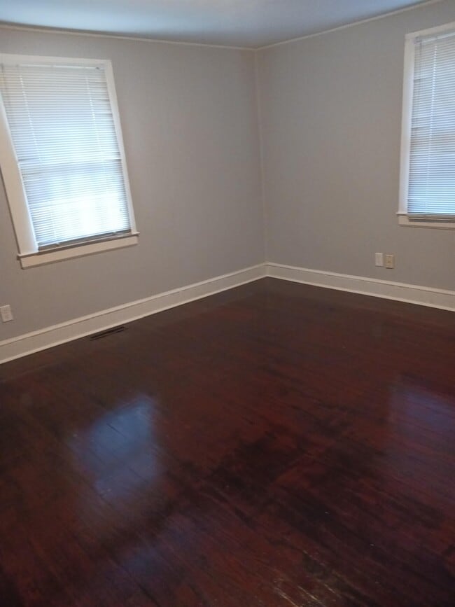 Foto del edificio - 216 Charlotte Ave