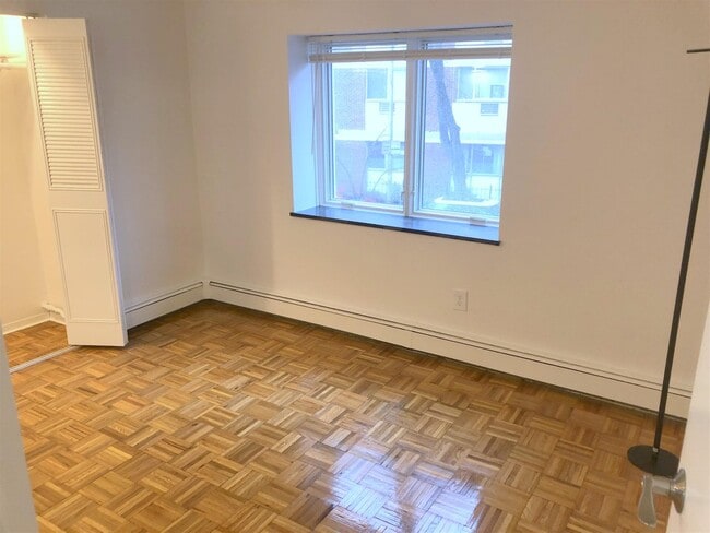 Foto del edificio - 44 Bigelow St