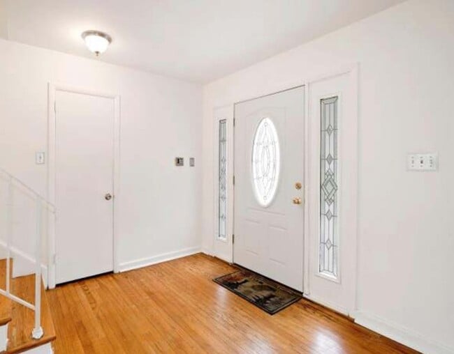 Foto del edificio - 10000 Kinross Ave