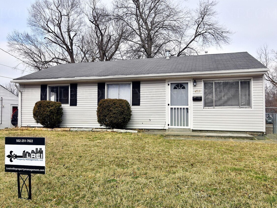 4715 Seville Dr, Louisville, KY 40272 House for Rent in Louisville