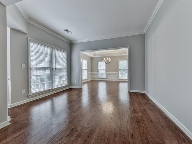 Building Photo - 408 Sixes Dr