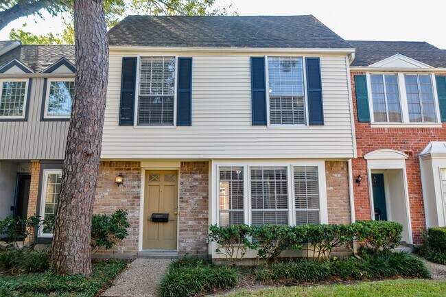 Foto del edificio - 13282 Trail Hollow Dr