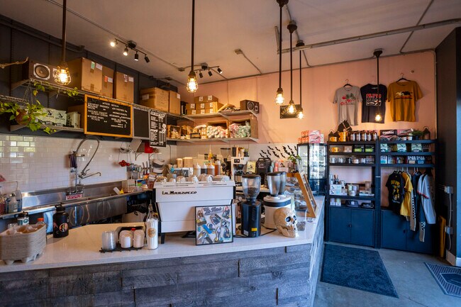 Foto del edificio - The Quarry