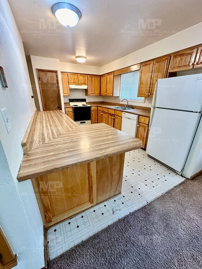 Foto del edificio - 1109 Fairview Dr