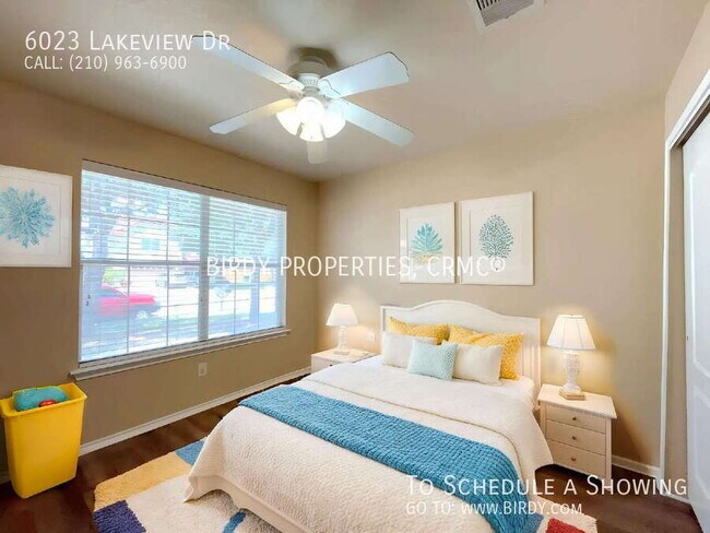 Building Photo - 6023 Lakeview Dr