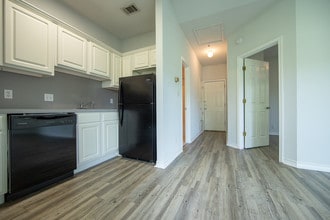 Building Photo - San Remo Apartments