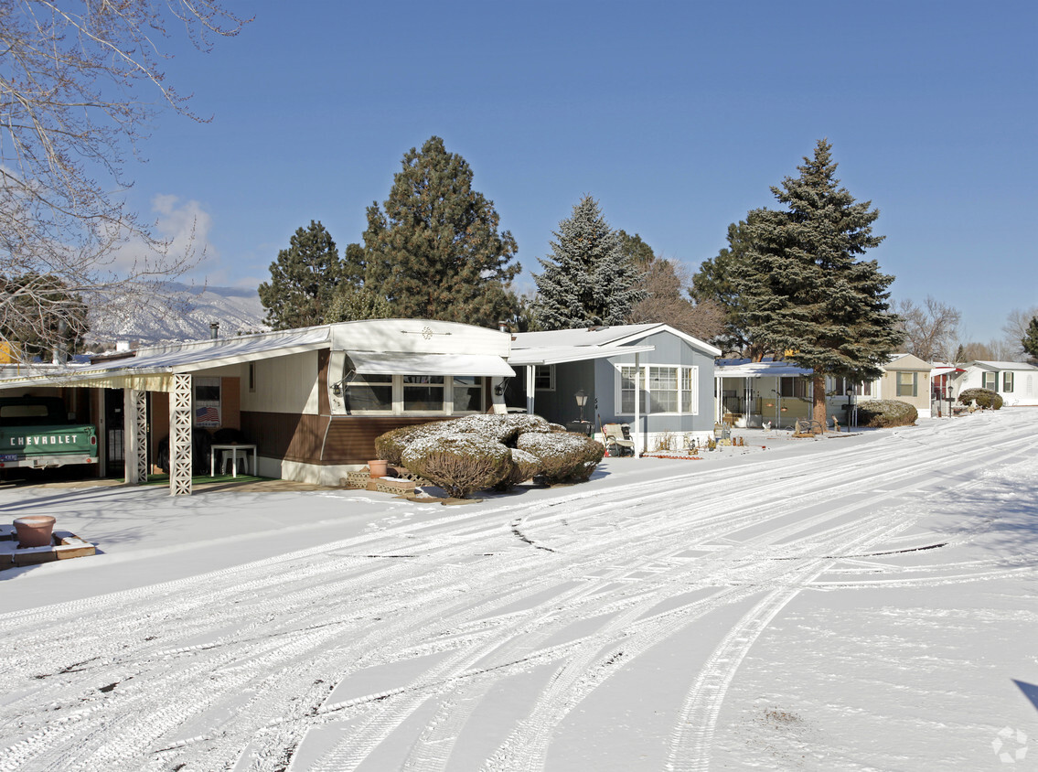 Primary Photo - Shangri-la Mobile Home Park