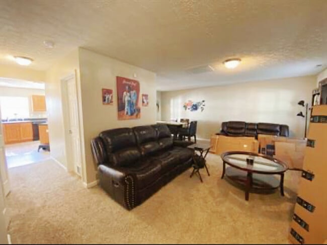 Building Photo - 5218 Malik Dr