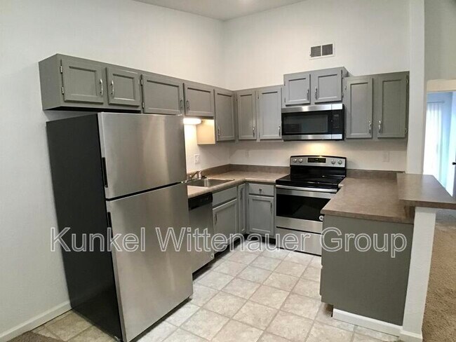 Building Photo - 245 Eagle Ridge