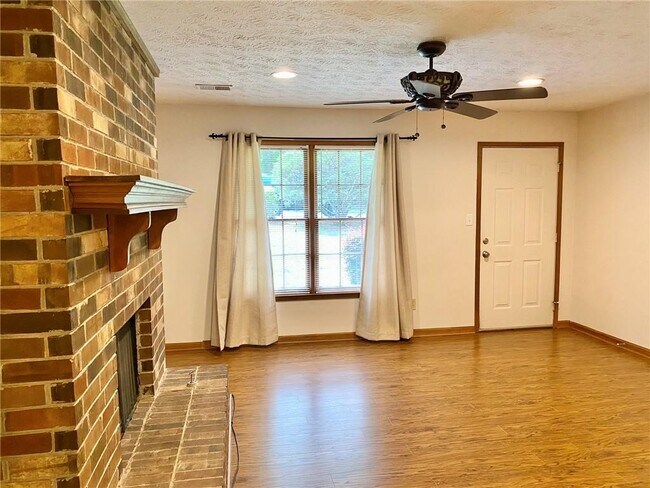 Foto del edificio - 305 Deergrass Trail
