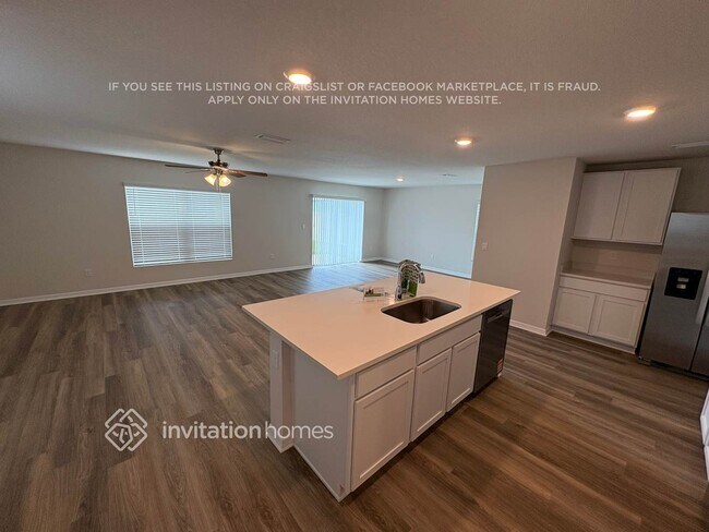 Building Photo - 10828 Hidden Banks Gln