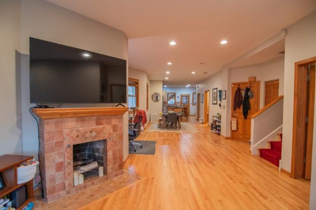 Foto del edificio - 2 bedroom in CHICAGO IL 60614