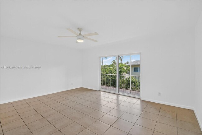 Foto del edificio - 13335 Arch Creek Rd