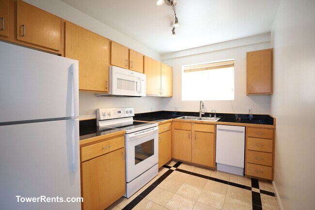 Foto del edificio - 795 8th Ave