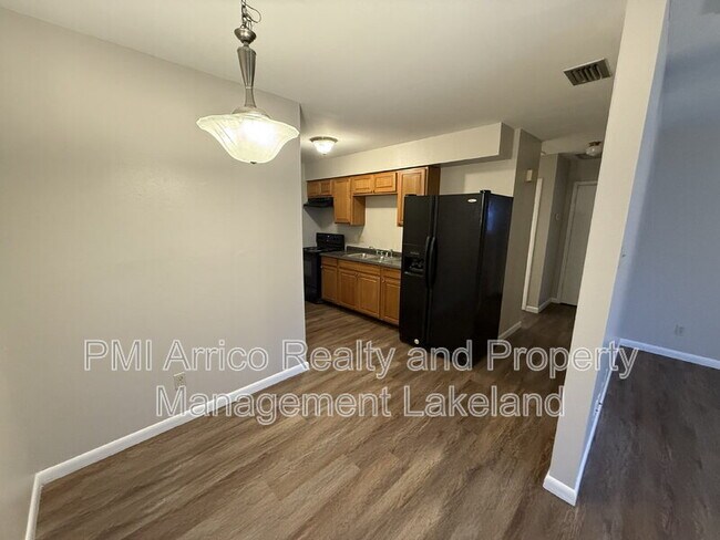 Building Photo - 3014 Reiter Dr